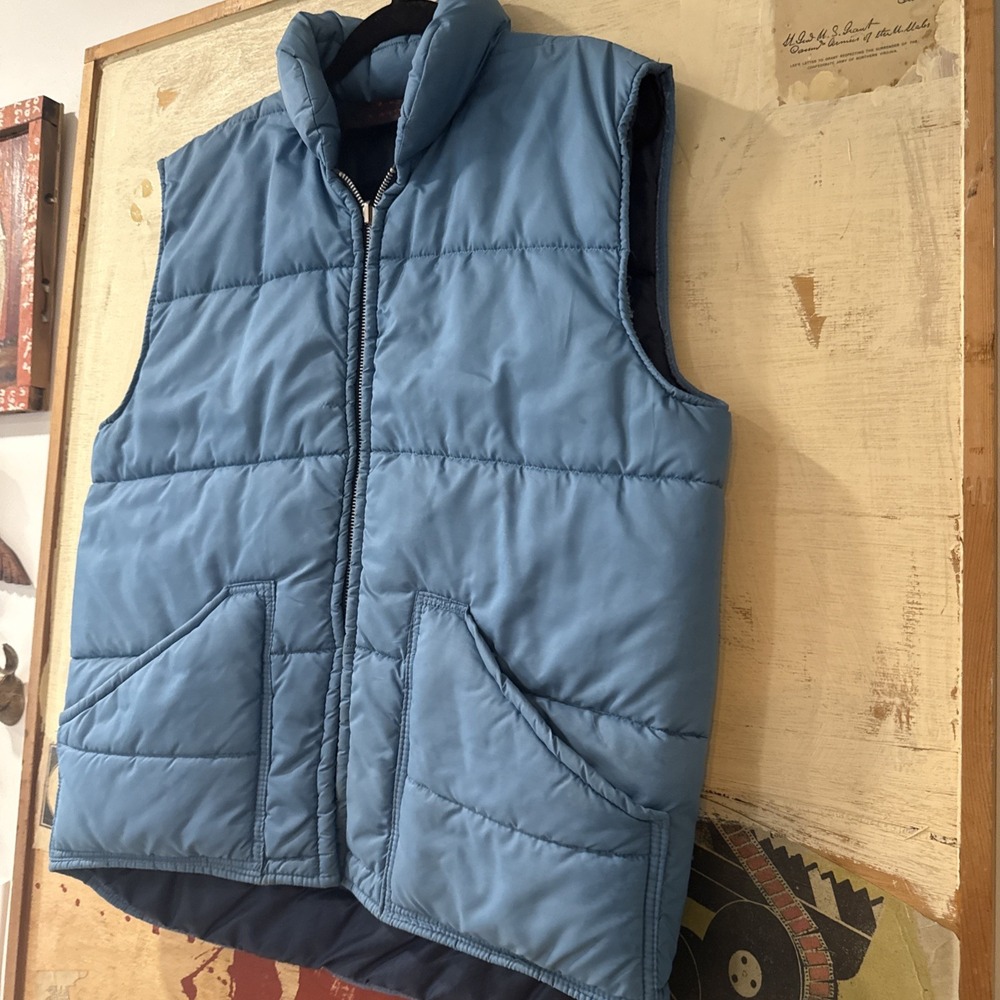 Vintage A & M Industries Puffer Vest Unisex  Made in USA Blue Size L - Picture 3 of 8
